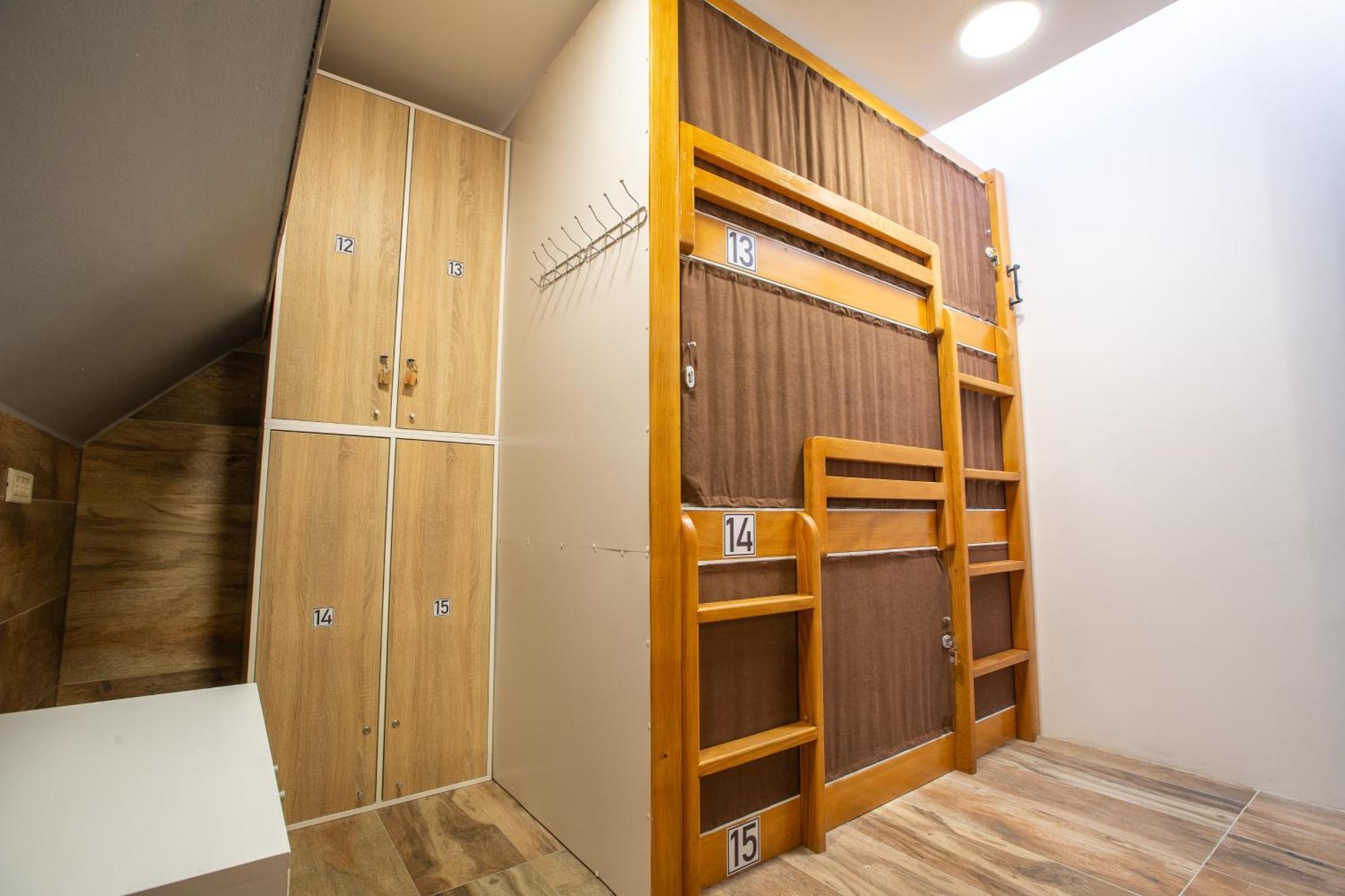 Aisha Hostel Ljubljana Luaran gambar